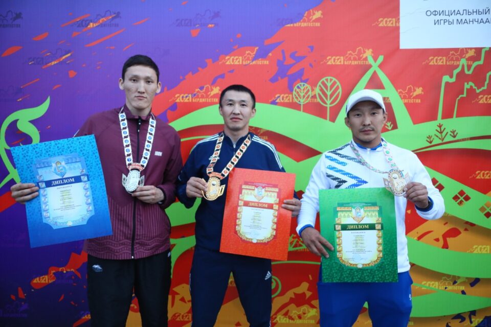 Чемпион Игр Манчаары по мас-рестлингу Егор Гуляев: Сегодня помост мне улыбнулся